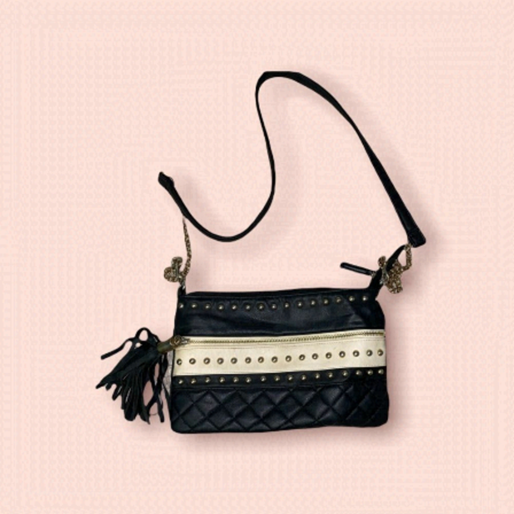 𝅺black & cream cross body purse